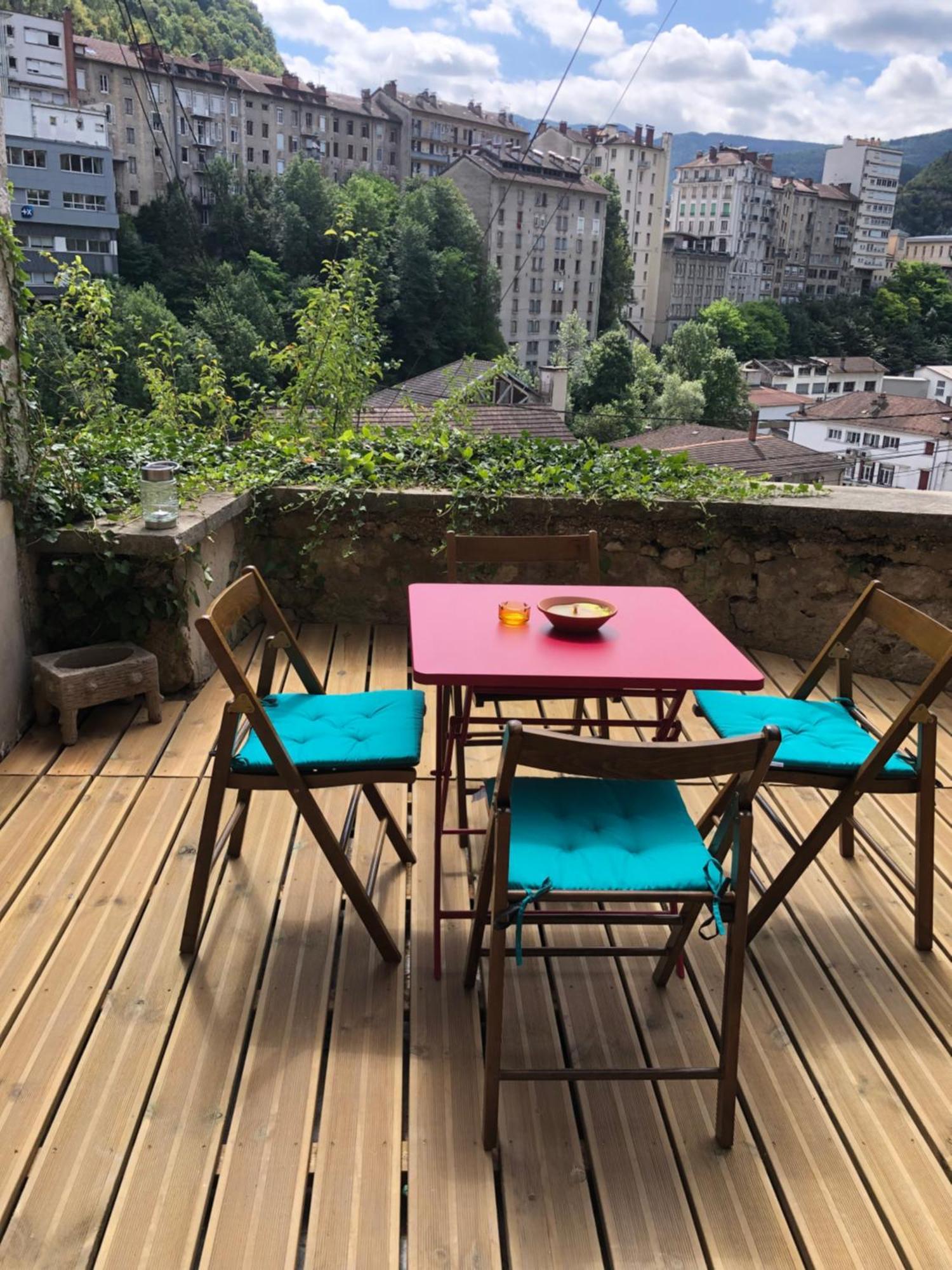 T2 Avec Terrasse Calme Et Ensoleillee Apartment Saint-Claude Ngoại thất bức ảnh